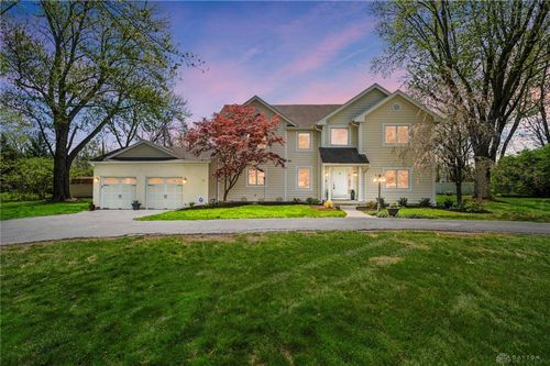 72 E Social Row Rd, Dayton, OH, 45458-4406 | Card Image