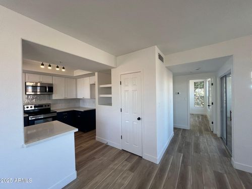 2016-10101 N Arabian Trl, Scottsdale, AZ, 85258-6214 | Card Image