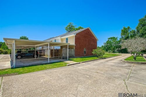 1-16382 Hooper Rd, Greenwell Springs, LA, 70739-5706 | Card Image