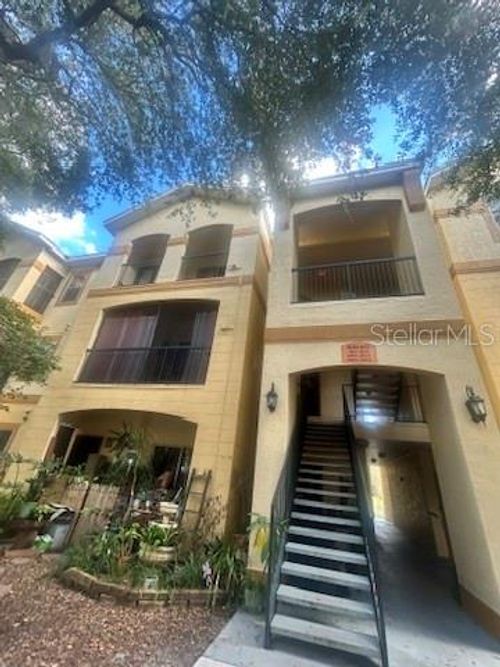 apt-302-5616 Pinnacle Heights Cir, TAMPA, FL, 33624-4018 | Card Image