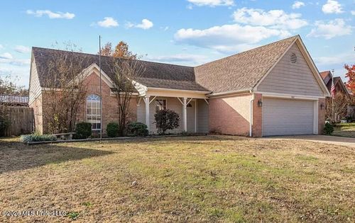 s-1067 Parkview Cir S, Southaven, MS, 38671-6078 | Card Image