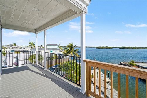 69 Emily Ln, FORT MYERS BEACH, FL, 33931-2933 | Card Image