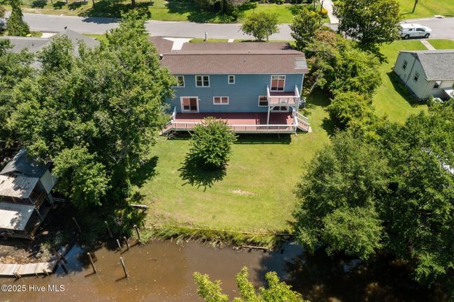 639 W Shore Dr, House other with 5 bedrooms, 4 bathrooms and 2 parking in Swansboro NC | Image 5