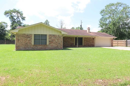 107 Mcpherson Dr, Silsbee, TX, 77656-3213 | Card Image