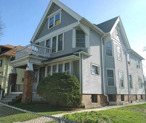 2960 N 6th St, Milwaukee, WI, 53212-2336 | Card Image