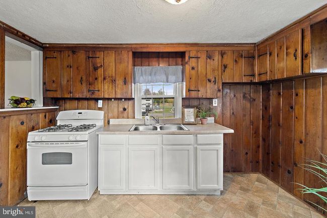 12002 Fitzgerald Way, House other with 2 bedrooms, 1 bathrooms and null parking in Bristow VA | Image 21