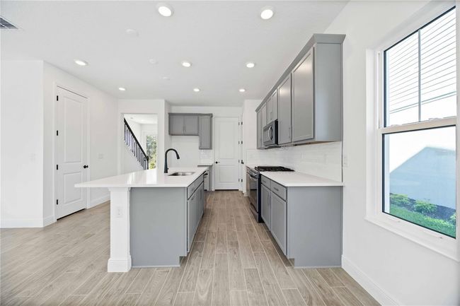172 Eagleston Ln, House other with 3 bedrooms, 3 bathrooms and null parking in LAKEWOOD RCH FL | Image 13