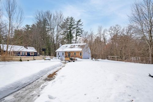 40 Nivelle St, Concord, NH, 03301-2639 | Card Image