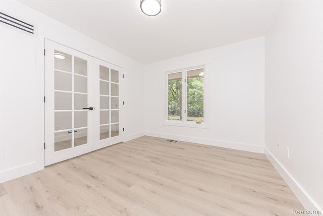 Library (3rd bedroom not in photos) | Image 18