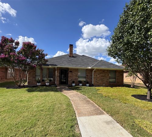 1609 Ginger Dr, Carrollton, TX, 75007-2844 | Card Image