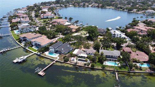 1967 Brightwaters Blvd Ne, Saint Petersburg, FL, 33704-3007 | Card Image