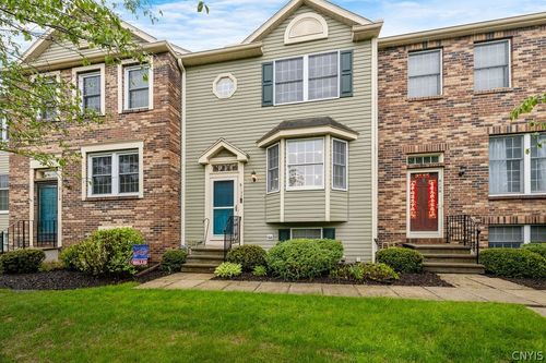 8132 Verbeck Dr, Manlius, NY, 13104-9316 | Card Image