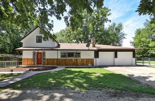 710 W Hughs Street, Bolivar, MO, 65613 | Card Image