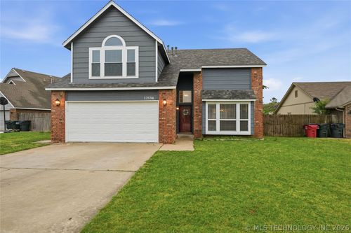 12536 E 83rd St N, Owasso, OK, 74055-6235 | Card Image