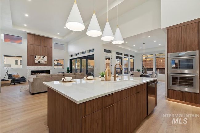 9891 W Napier Ct, House other with 4 bedrooms, 4 bathrooms and 5 parking in Star ID | Image 9