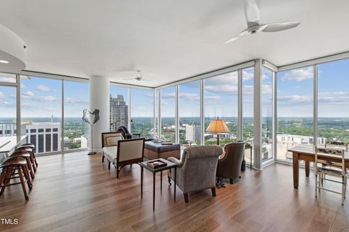 unit-2614-301 Fayetteville St, Raleigh, NC, 27601-2178 | Card Image