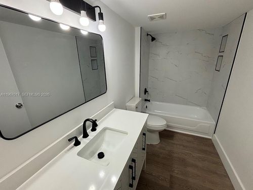 6-110-460 S Park Rd, Hollywood, FL, 33021-8742 | Card Image