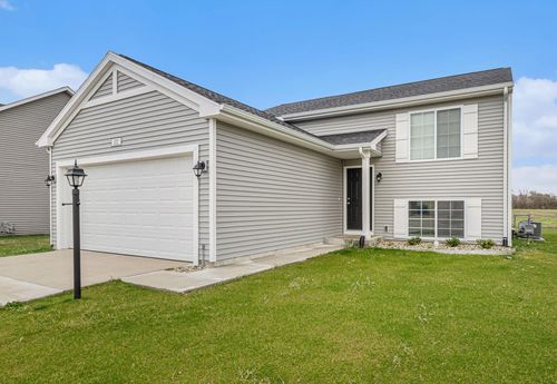 1674 Aspen Trails, Otsego Township, MI, 49078 | Card Image