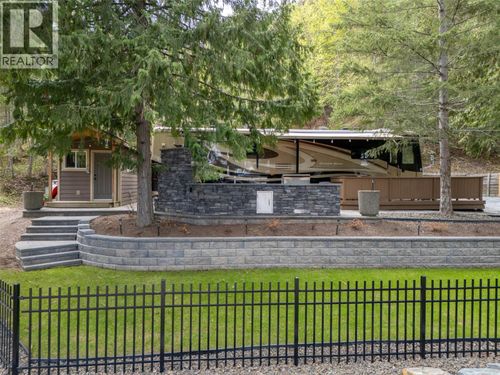 4498 Squilax-Anglemont Rd, Scotch Creek, BC, V0E1M5 | Card Image