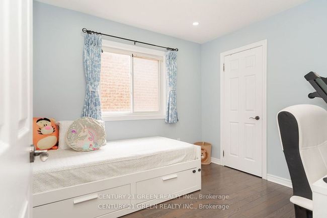 94 Snowling Dr, House attached with 6 bedrooms, 4 bathrooms and 2 parking in Ajax ON | Image 26