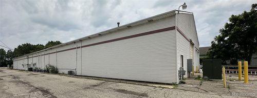 4600 N Grand River Ave, Lansing, MI, 48906-2572 | Card Image