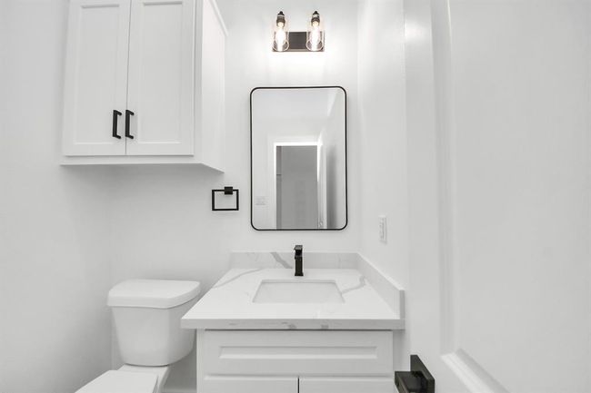 Half Bath | Image 4