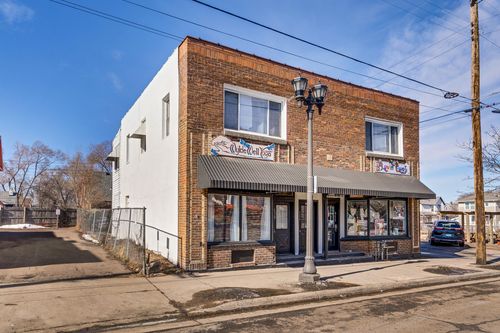 609 Dale St N, Saint Paul, MN, 55103-1689 | Card Image