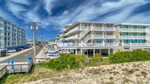 405-8401 Atlantic Ave, Wildwood Crest, NJ, 08260-3501 | Card Image