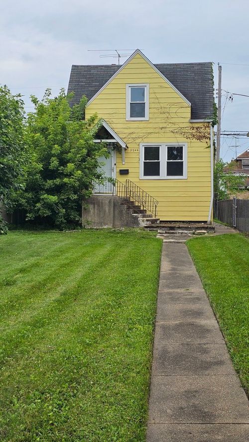 3244 N Osceola Ave, Chicago, IL, 60634-3333 | Card Image