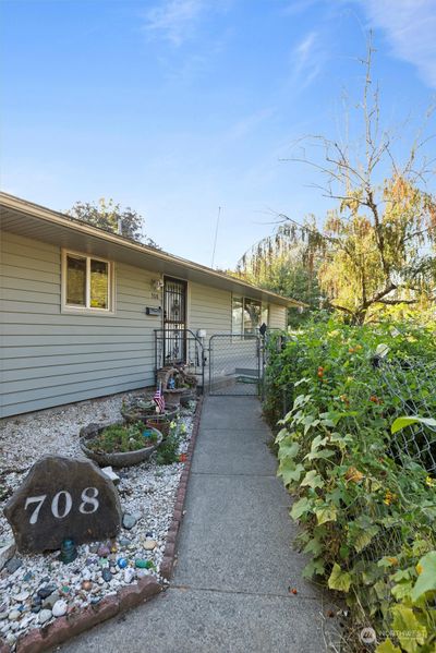 708 Alvarado Terrace, House other with 4 bedrooms, 1 bathrooms and 2 parking in Walla Walla WA | Image 2