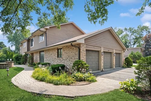 1505 Landwehr Rd, Northbrook, IL, 60062-5158 | Card Image
