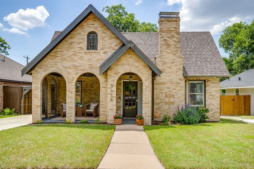 3028 James Ave, Fort Worth, TX, 76110-3417 | Card Image