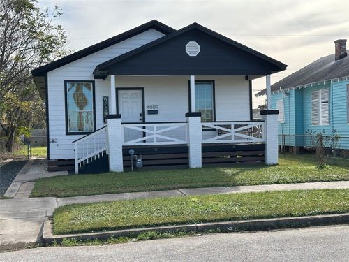 4009 Avenue L, Galveston, TX, 77550-3916 | Card Image