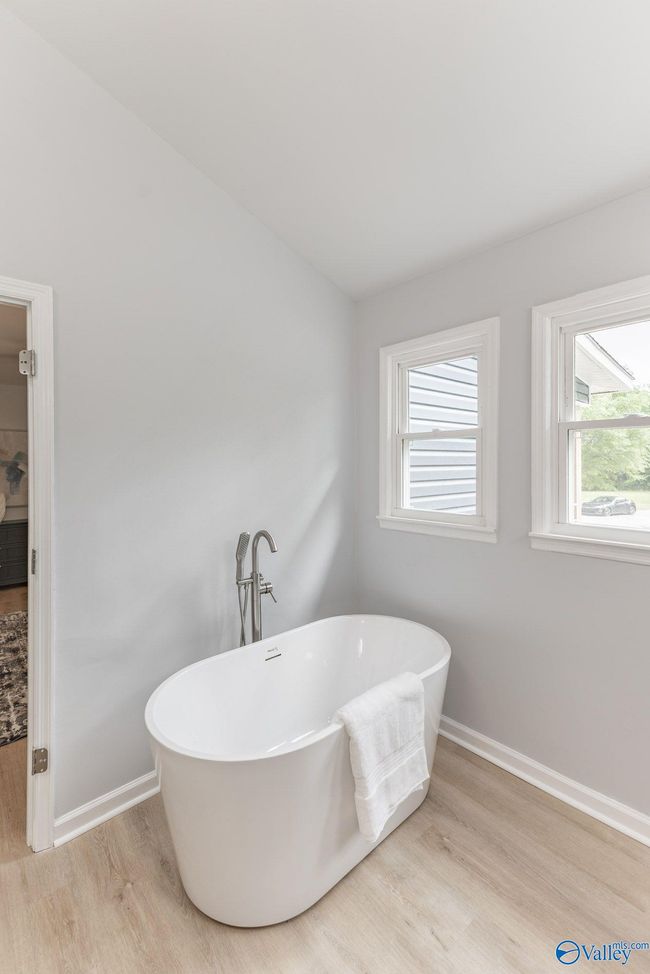 3780 Old Highway 431, House other with 3 bedrooms, 2 bathrooms and null parking in Owens Cross Roads AL | Image 11