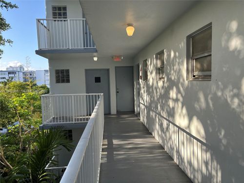 504-1701 Washington St, Hollywood, FL, 33020-6151 | Card Image
