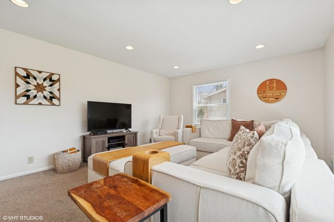 3208 Highland Dr, House other with 5 bedrooms, 3 bathrooms and null parking in Burnsville MN | Image 6