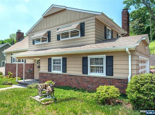 437 Southside Ave, Haledon, NJ, 07508-1365 | Card Image