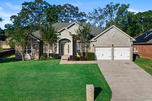 2949 Maelstrom Cir, Sherwood, AR, 72120-4361 | Card Image