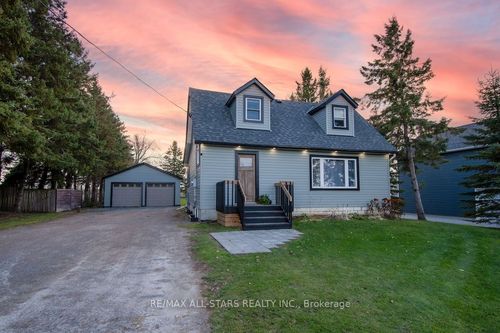 {{alt}} | Card Image