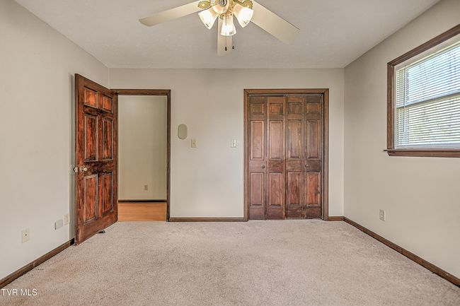 646 Meadow View Rd, House other with 4 bedrooms, 2 bathrooms and null parking in Bristol TN | Image 38