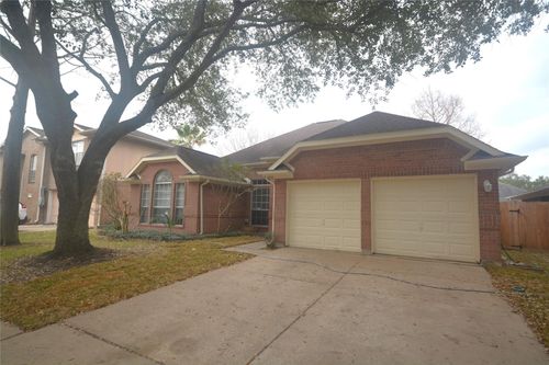 1622 Regal Blue Ct, Fresno, TX, 77545-9521 | Card Image