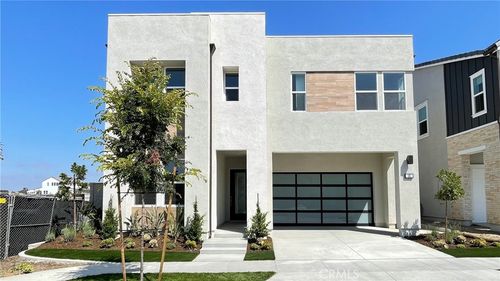 101 Walworth, Lake Forest, CA, 92630-8484 | Card Image
