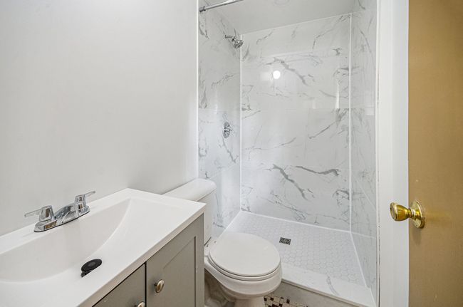 37653 Badger Dr, House other with 3 bedrooms, 2 bathrooms and null parking in Sterling Heights MI | Image 18
