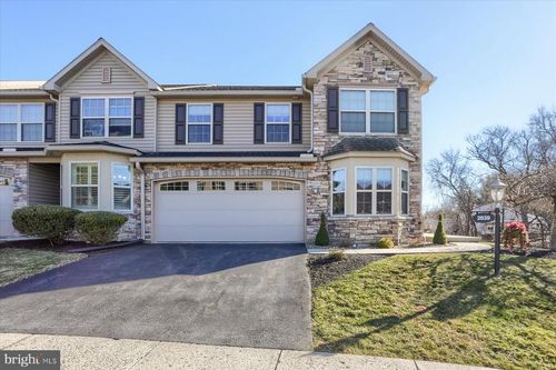 32-2639 Amanda Dr, HARRISBURG, PA, 17112-6052 | Card Image