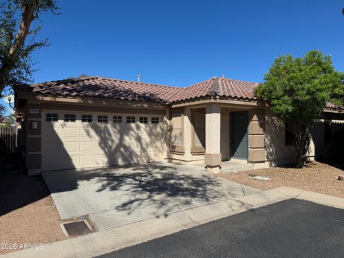 3955 S Nebraska St, Chandler, AZ, 85248-4573 | Card Image