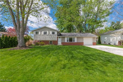 6974 Wil Lou Ln, North Ridgeville, OH, 44039-3138 | Card Image