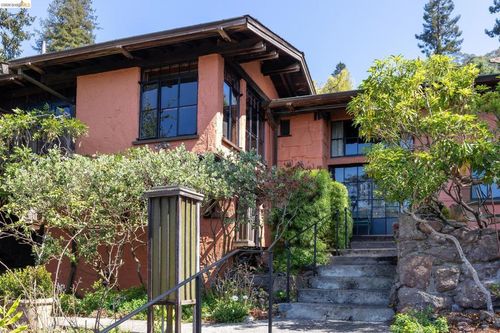 2711 Buena Vista Way, Berkeley, CA, 94708-2013 | Card Image
