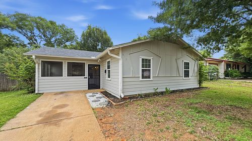 612 Aransas Dr, Euless, TX, 76039-7517 | Card Image