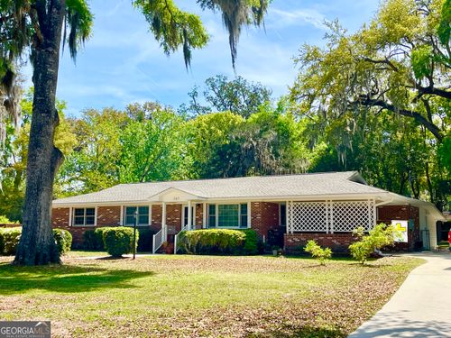 707 W Conyers St, Saint Marys, GA, 31558-4917 | Card Image