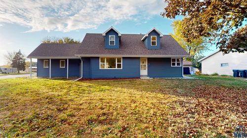 700 Walnut Ln, Storm Lake, IA, 50588-2162 | Card Image